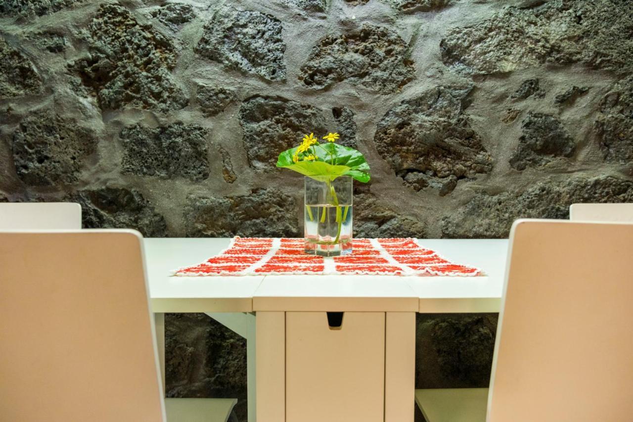 Stone Home Casa Do Caisinho Pico Island Terra Alta Buitenkant foto