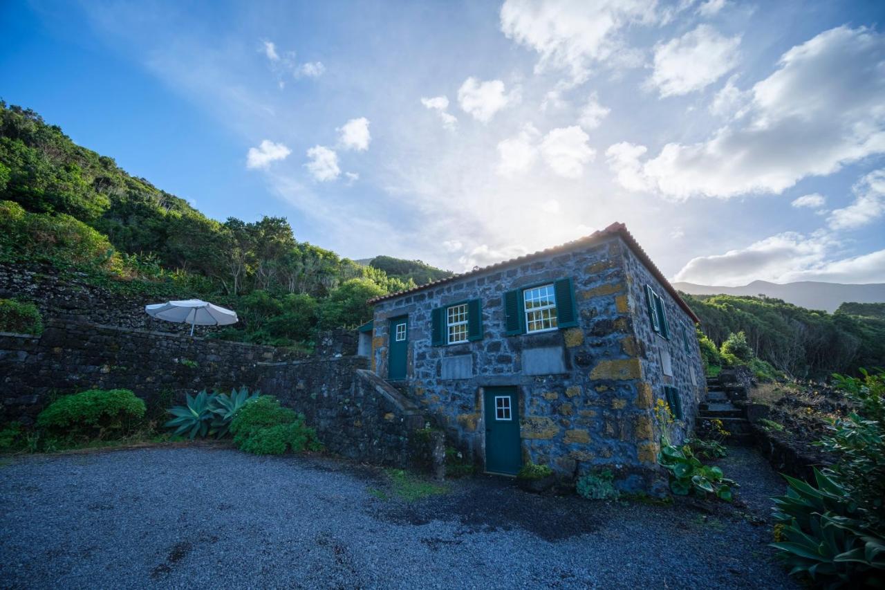 Stone Home Casa Do Caisinho Pico Island Terra Alta Buitenkant foto